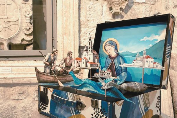 Kotor Souvenir 1